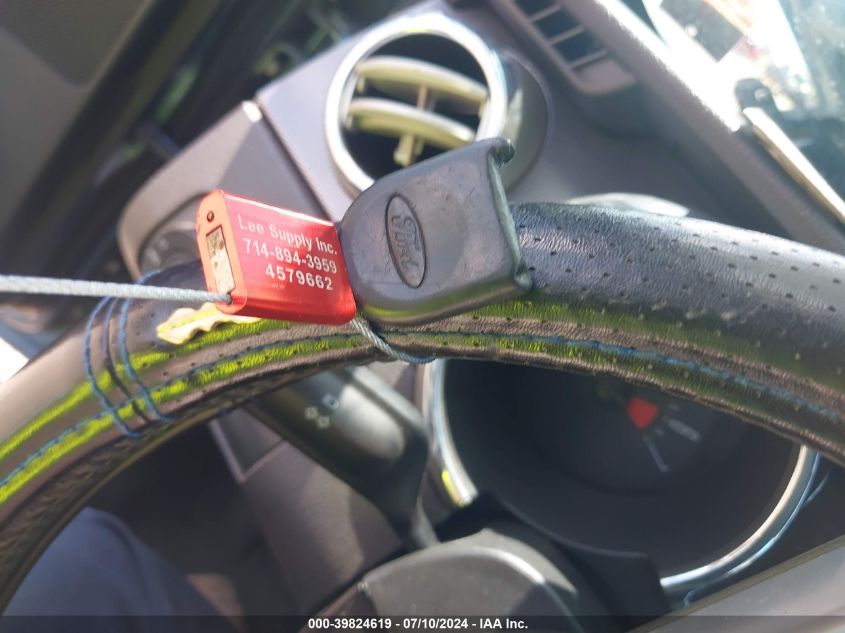 2007 Ford Mustang V6 Deluxe/V6 Premium VIN: 1ZVFT84N675272553 Lot: 39824619