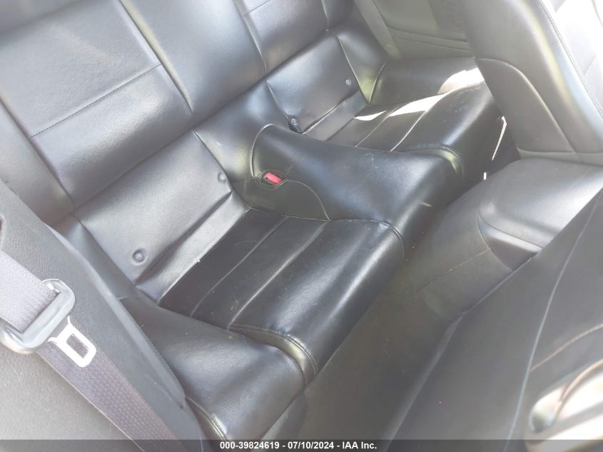 2007 Ford Mustang V6 Deluxe/V6 Premium VIN: 1ZVFT84N675272553 Lot: 39824619