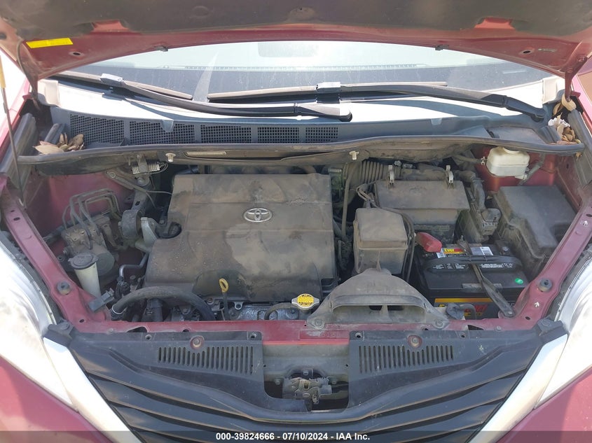 2014 Toyota Sienna Le V6 8 Passenger VIN: 5TDKK3DC5ES444231 Lot: 39824666