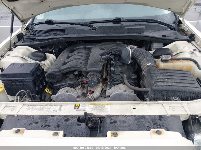 2010 Chrysler 300 Touring/Signature Series/Executive Series VIN: 2C3CA5CV4AH112591 Lot: 39824870