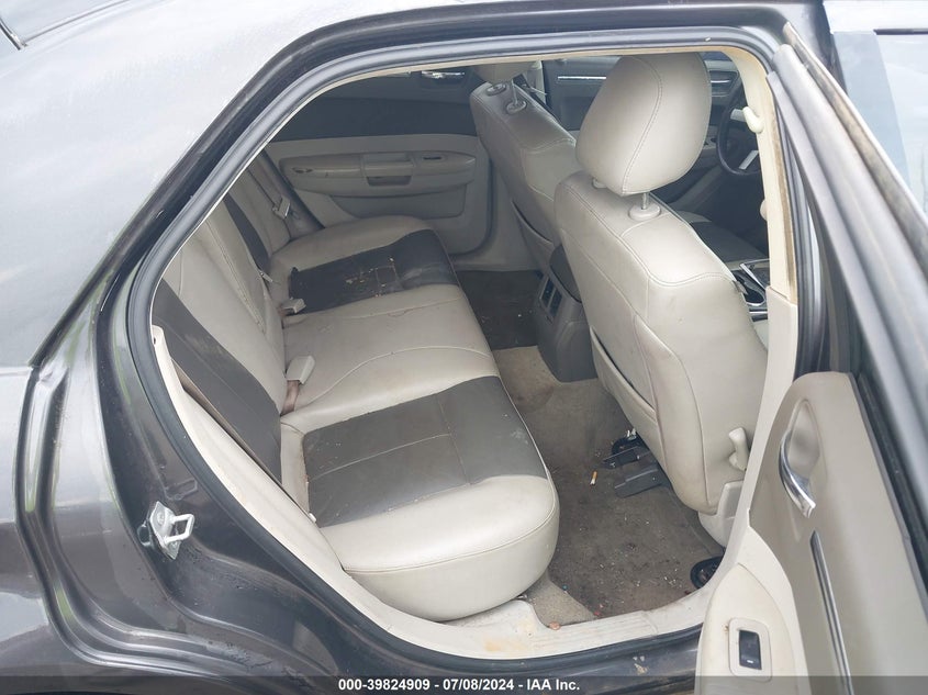 2008 Chrysler 300 Touring VIN: 2C3LA53G68H283273 Lot: 39824909