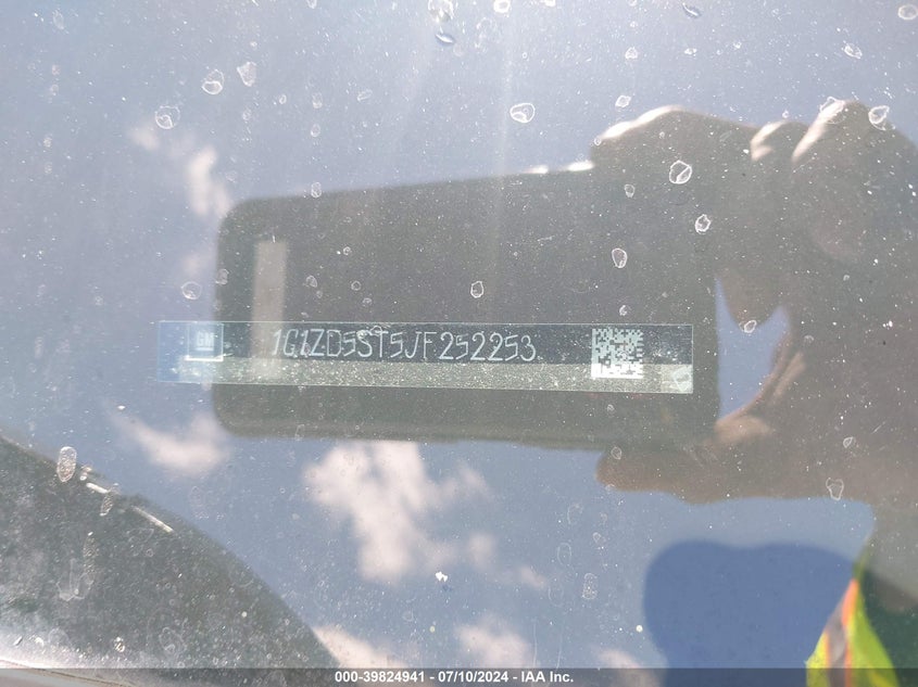 2018 Chevrolet Malibu Lt VIN: 1G1ZD5ST5JF252253 Lot: 39824941