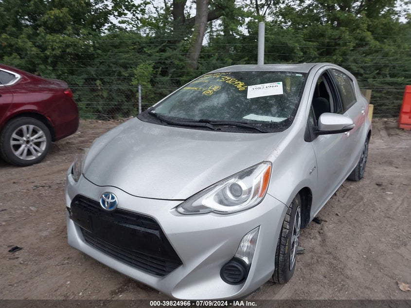 2015 Toyota Prius C VIN: JTDKDTB38F1579814 Lot: 39824966