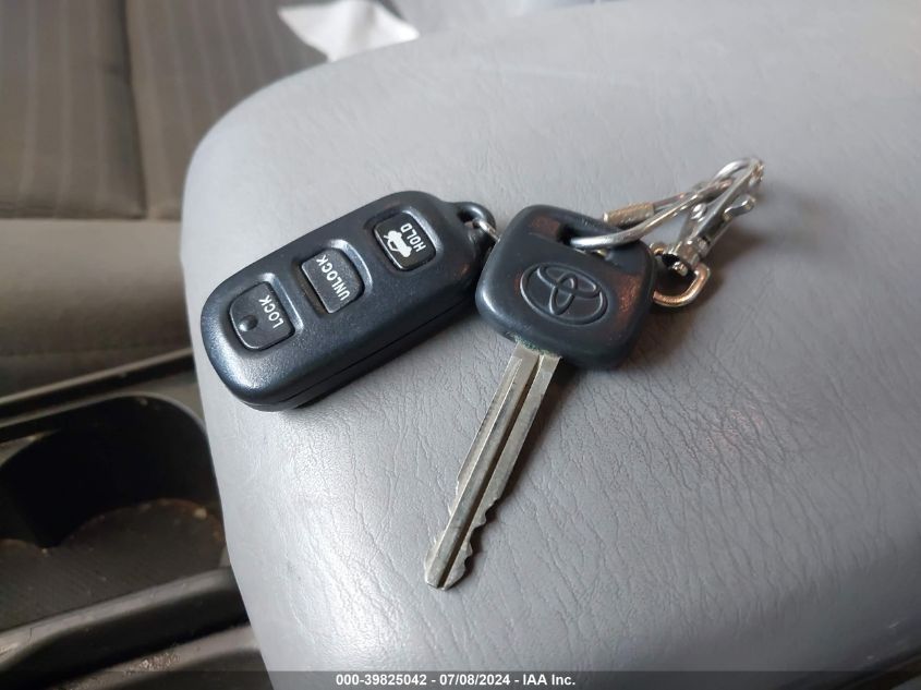 2005 Toyota Camry Le VIN: 4T1BE32K75U571734 Lot: 39825042