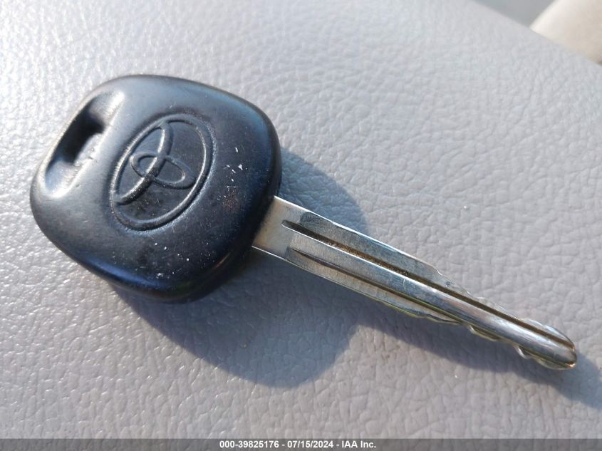 2010 Toyota Corolla Le VIN: 1NXBU4EE3AZ186132 Lot: 39825176