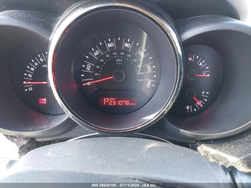 2011 Kia Soul + VIN: KNDJT2A29B7210971 Lot: 39825180