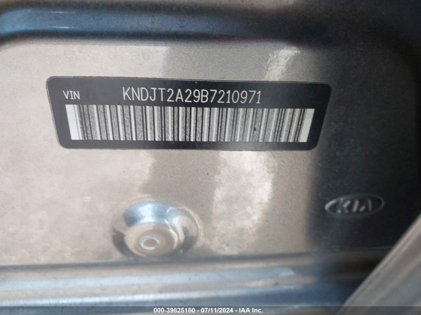 2011 Kia Soul + VIN: KNDJT2A29B7210971 Lot: 39825180