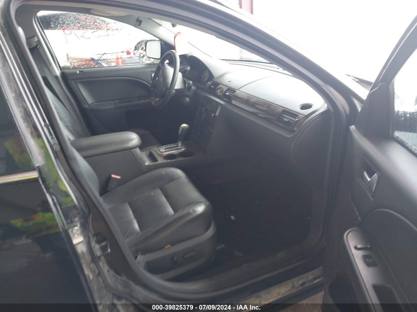 2005 Ford Five Hundred Limited VIN: 1FAFP25155G193169 Lot: 39825379