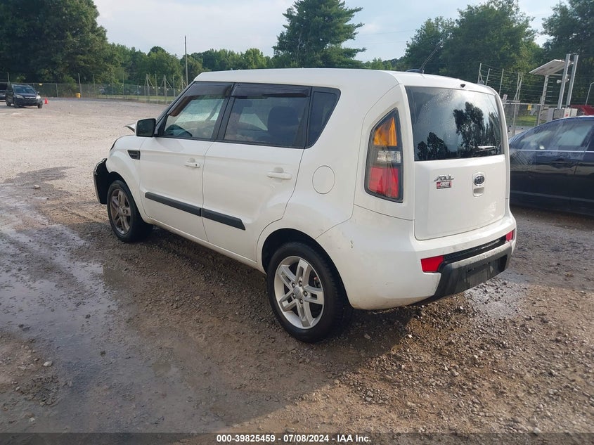 2011 KIA SOUL VIN: KNDJT2A23B7345637