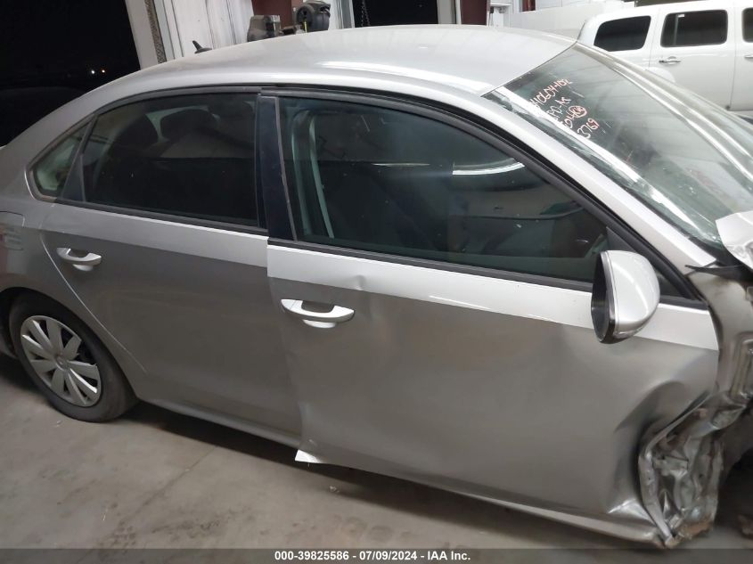 2012 Volkswagen Passat 2.5L S VIN: 1VWAP7A3XCC023769 Lot: 39825586