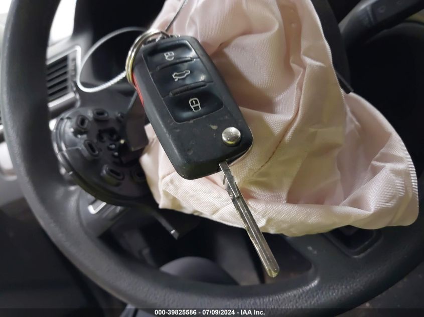 2012 Volkswagen Passat 2.5L S VIN: 1VWAP7A3XCC023769 Lot: 39825586