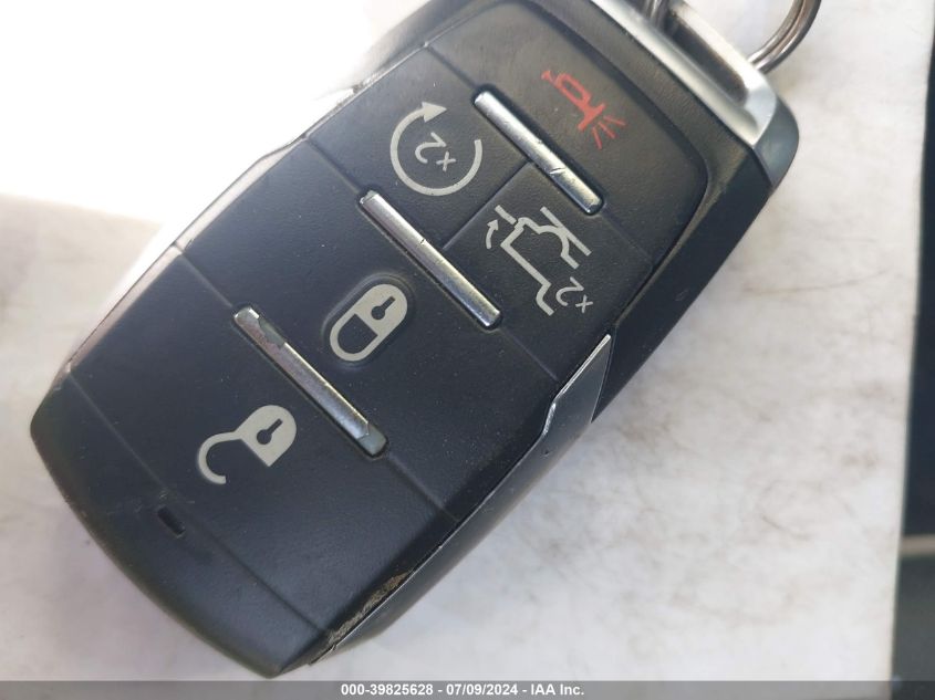 2019 Ram 1500 Laramie 4X4 5'7 Box VIN: 1C6SRFJT9KN689205 Lot: 39825628