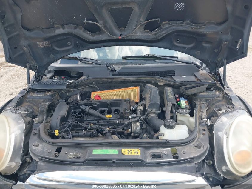 2009 Mini Cooper VIN: WMWMF33589TW77427 Lot: 39825685