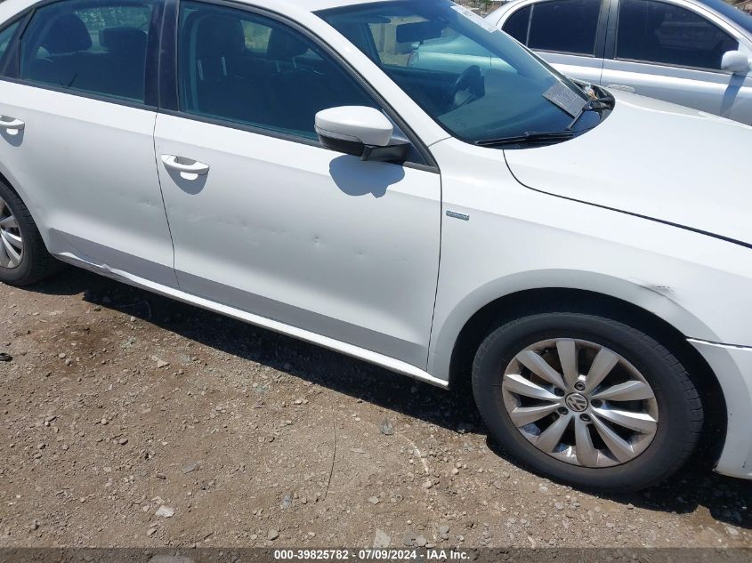 2015 Volkswagen Passat 1.8T Wolfsburg Edition VIN: 1VWAT7A37FC002118 Lot: 39825782