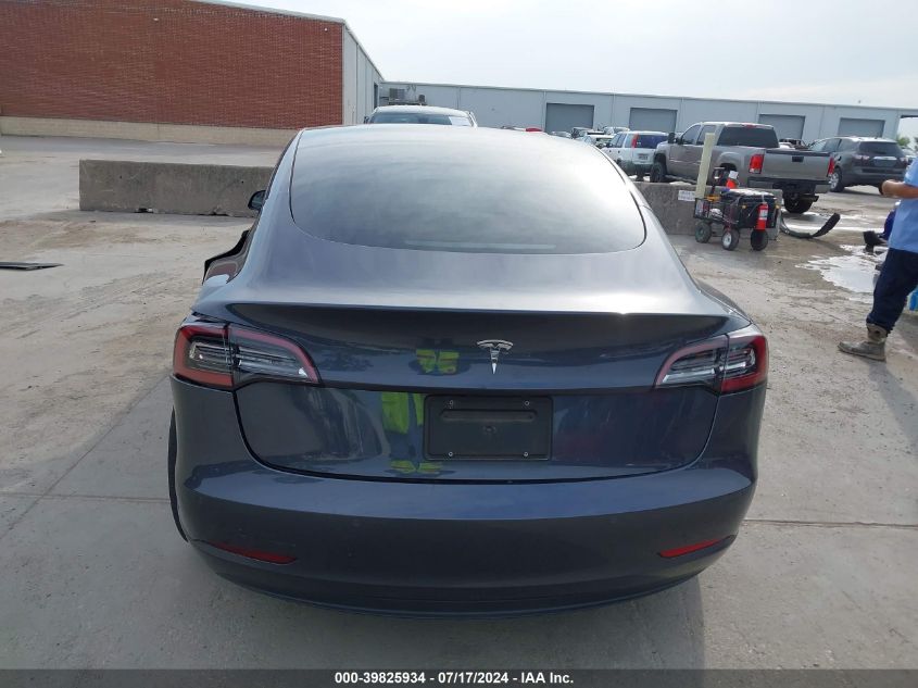 2022 Tesla Model 3 Rear-Wheel Drive VIN: 5YJ3E1EA2NF241122 Lot: 39825934