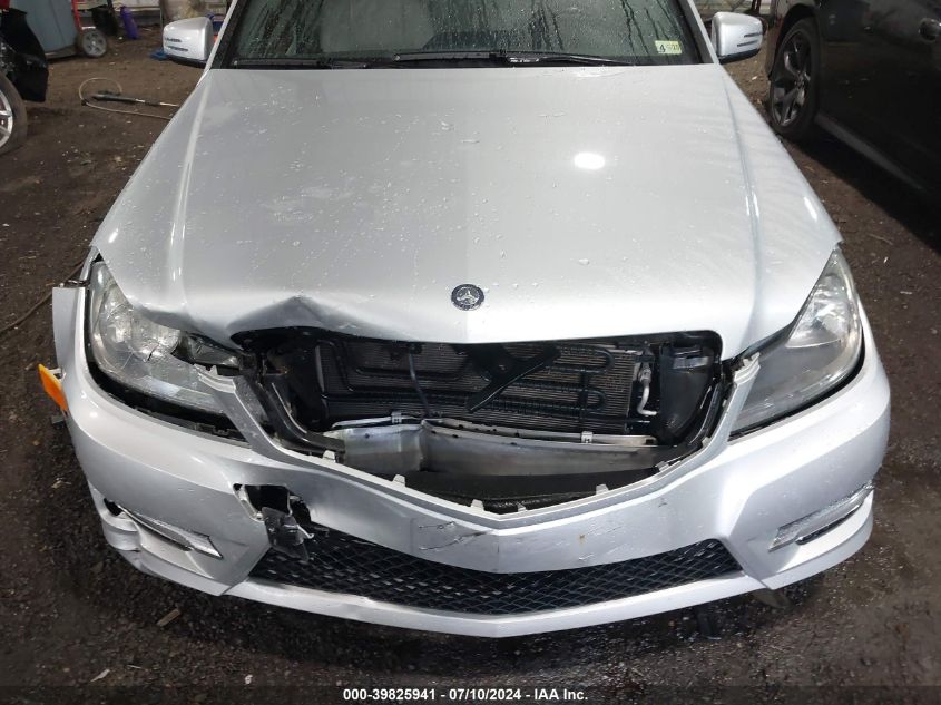 2012 Mercedes-Benz C 250 Luxury/Sport VIN: WDDGF4HBXCR196450 Lot: 39825941