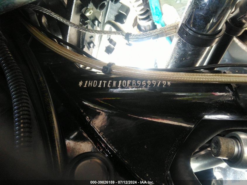 2015 Harley-Davidson Flhtkse Cvo Limited VIN: 1HD1TEN10FB952972 Lot: 39826159