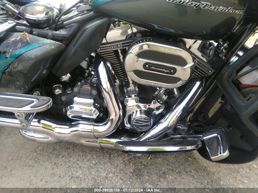 2015 Harley-Davidson Flhtkse Cvo Limited VIN: 1HD1TEN10FB952972 Lot: 39826159