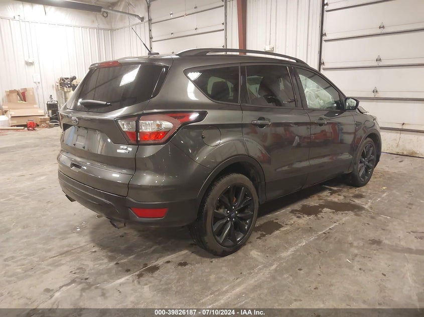 VIN 1FMCU9GDXHUD06377 2017 FORD ESCAPE SE