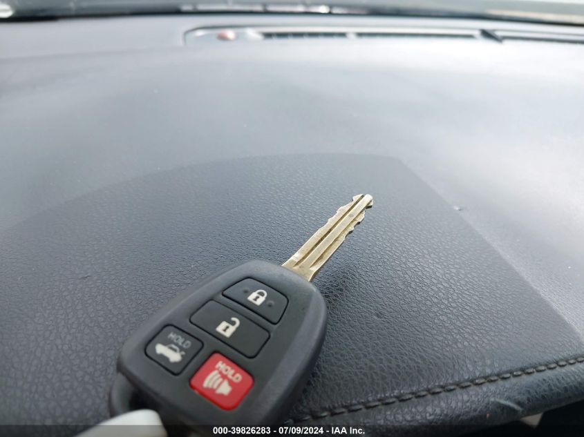 2017 Toyota Corolla Le VIN: 5YFBURHE2HP663086 Lot: 39826283