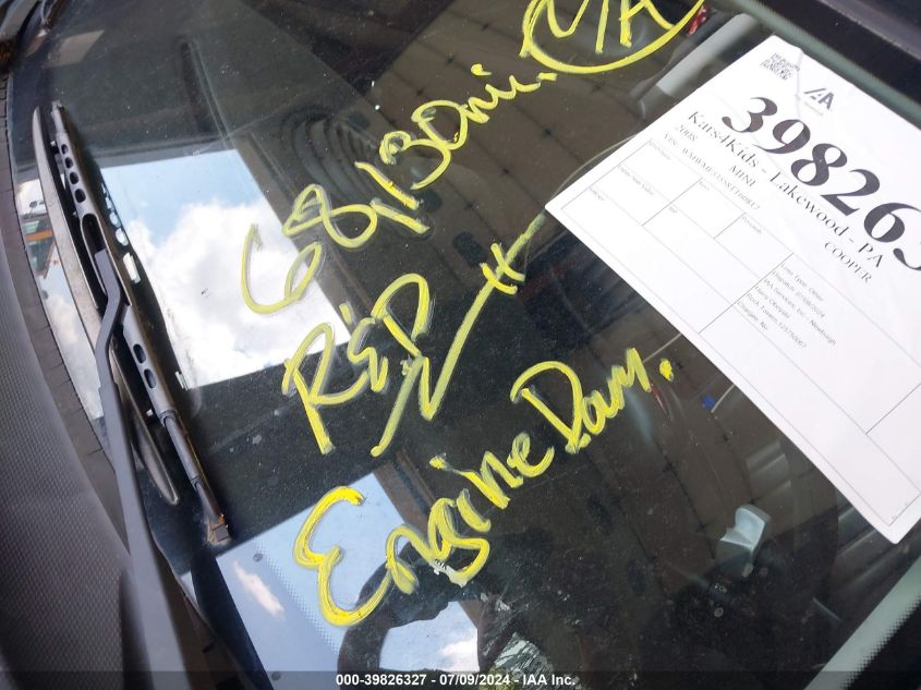 2008 Mini Cooper VIN: WMWMF33558TT60817 Lot: 39826327