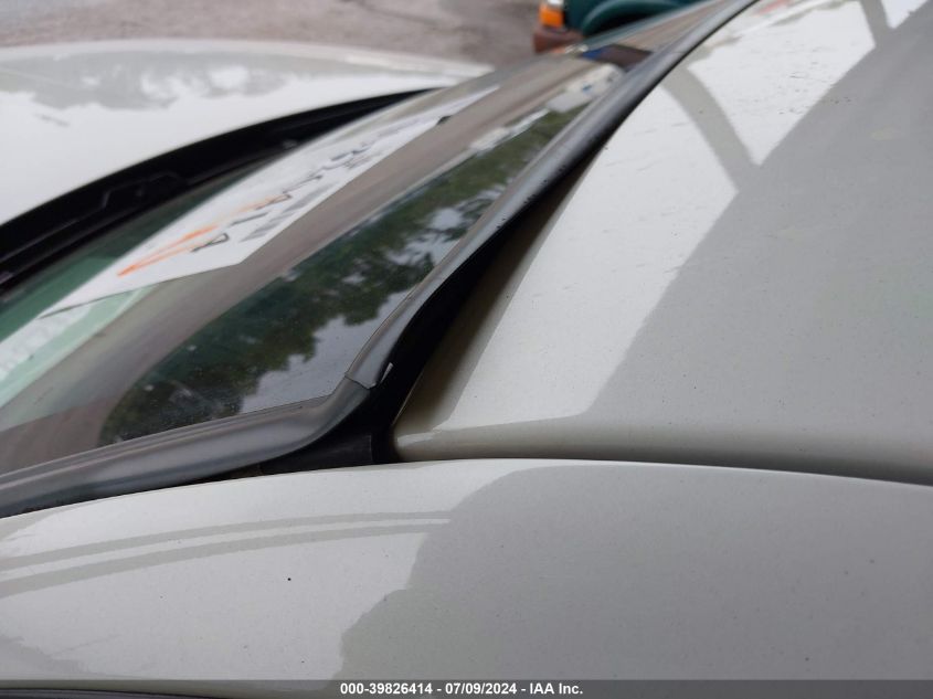 2004 Lincoln Town Car Ultimate VIN: 1LNHM83W24Y612676 Lot: 39826414