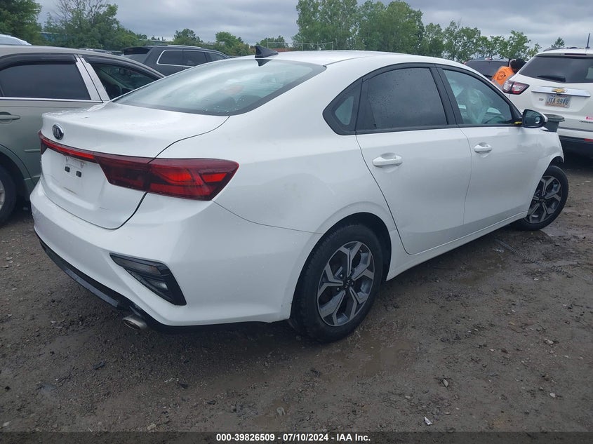 VIN 3KPF24AD7ME317316 2021 KIA FORTE LXS
