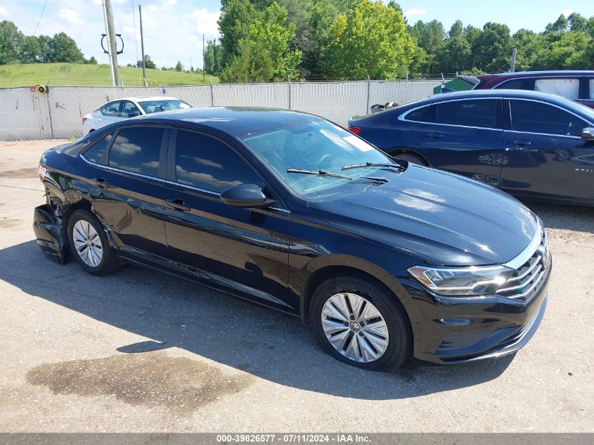 3VWCB7BU3KM252371 2019 VOLKSWAGEN JETTA - Image 1