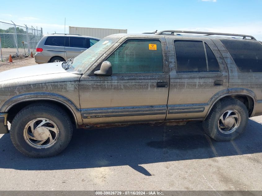 1998 Chevrolet Blazer Lt VIN: 1GNDT13W7W2161772 Lot: 39826729