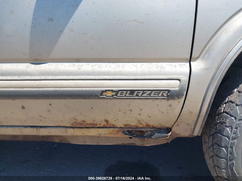 1998 Chevrolet Blazer Lt VIN: 1GNDT13W7W2161772 Lot: 39826729