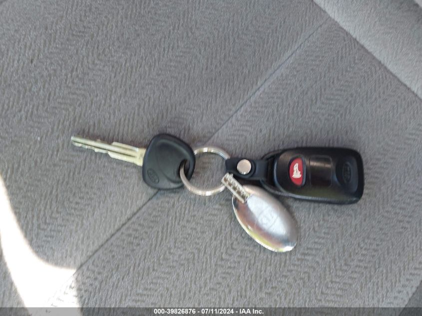 2009 Kia Optima Lx VIN: KNAGE228995324365 Lot: 39826876