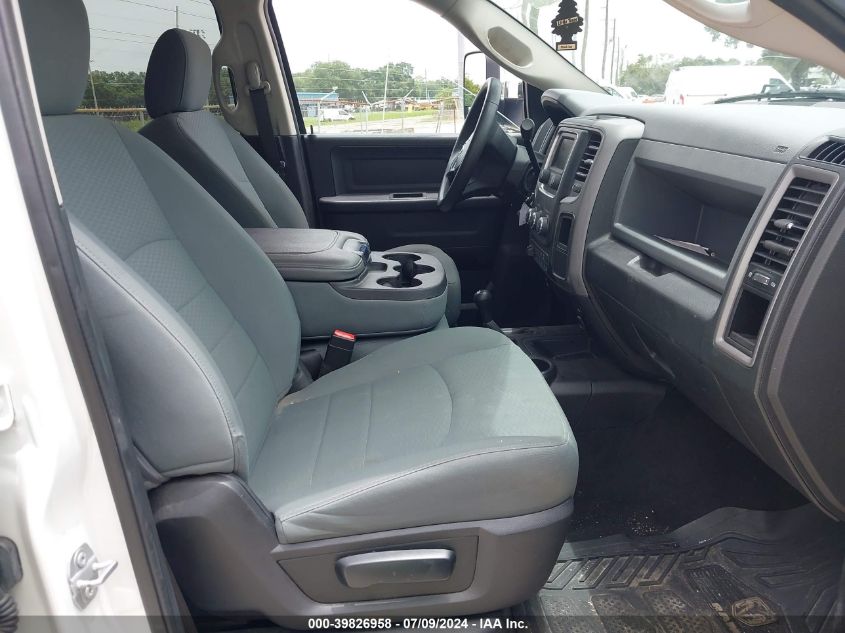 2017 Ram 3500 Tradesman 4X4 8' Box VIN: 3C63RRGL9HG666585 Lot: 39826958