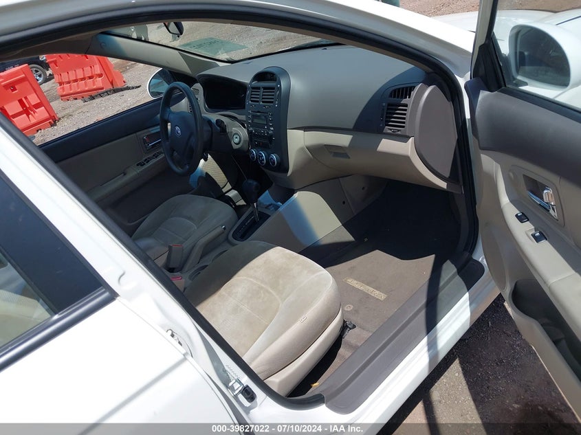 2009 Kia Spectra Ex VIN: KNAFE221395654677 Lot: 39827022