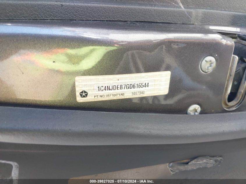 2016 JEEP COMPASS LATITUDE - 1C4NJDEB7GD616544