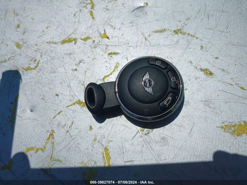 2012 Mini Cooper VIN: WMWSU3C57CT185153 Lot: 39827074