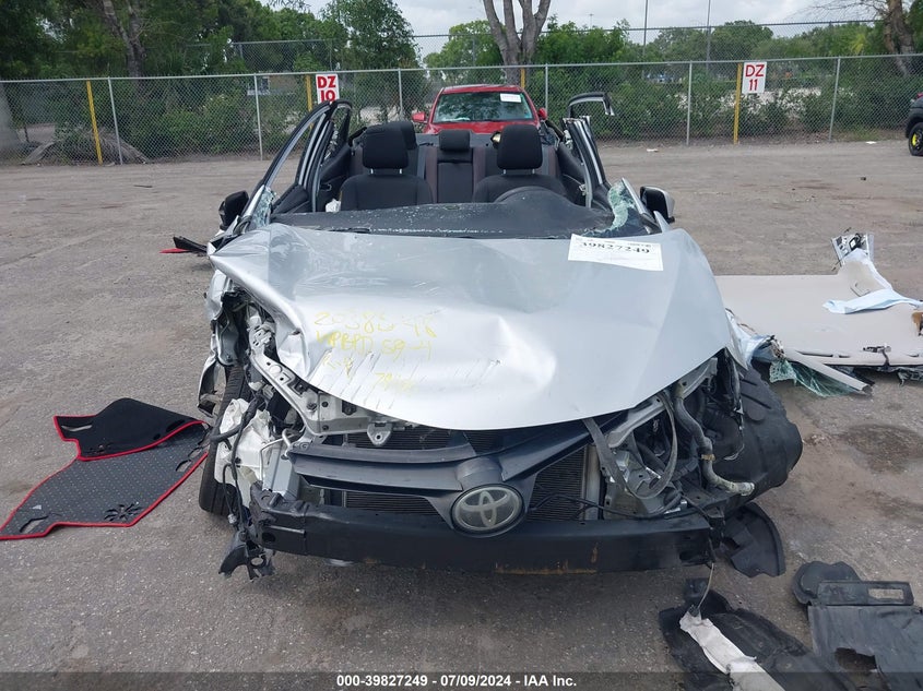 2019 TOYOTA COROLLA LE - 2T1BURHE1KC196959