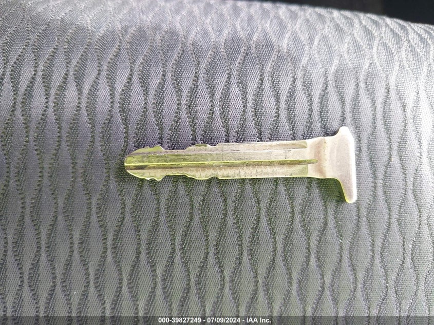 2019 TOYOTA COROLLA LE - 2T1BURHE1KC196959