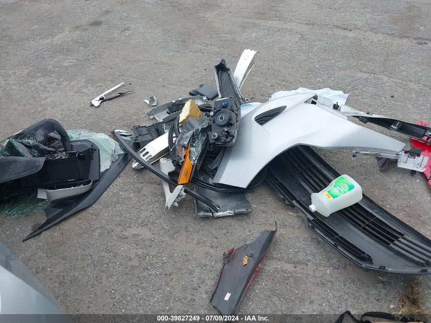 2019 TOYOTA COROLLA LE - 2T1BURHE1KC196959