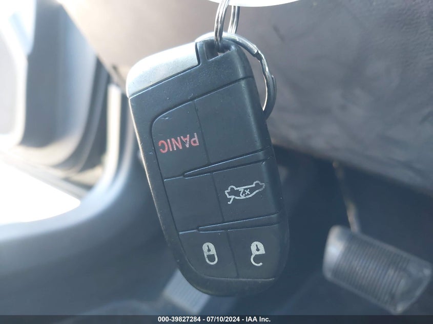 2014 Chrysler 300 Uptown Edition VIN: 2C3CCAAG3EH343608 Lot: 39827284