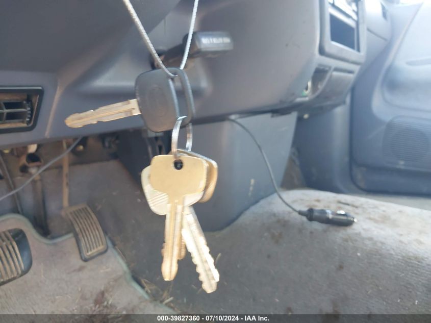 1998 Toyota T100 Xtracab Sr5 VIN: JT4TN14D2W0041062 Lot: 39827360