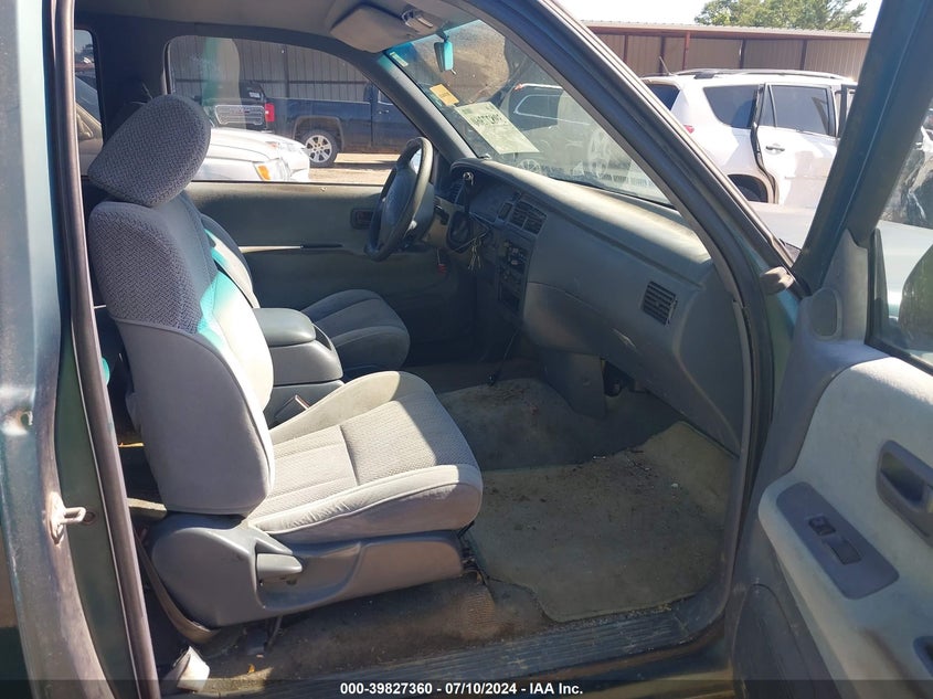 1998 Toyota T100 Xtracab Sr5 VIN: JT4TN14D2W0041062 Lot: 39827360