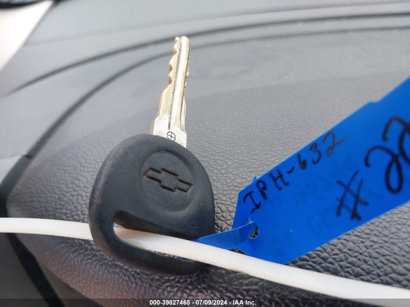 2008 Chevrolet Silverado C1500 VIN: 1GCEC14C58Z165749 Lot: 39827465