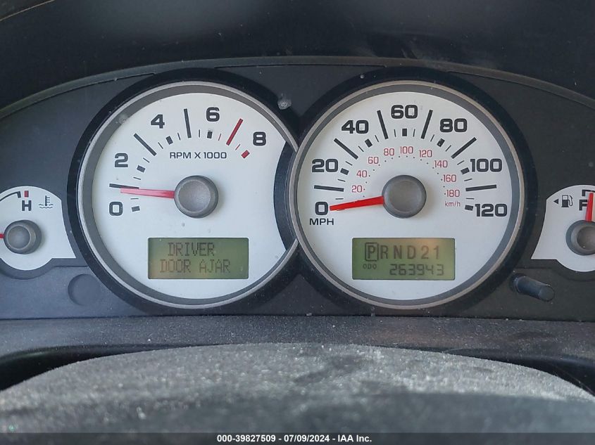 2005 Ford Escape Limited VIN: 1FMCU94165KD13120 Lot: 39827509