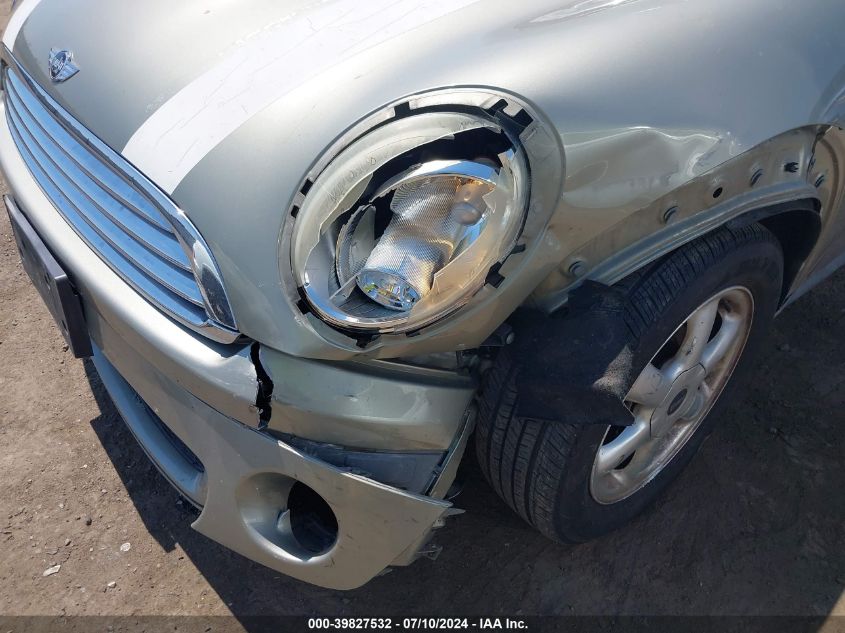 2010 Mini Cooper VIN: WMWMF3C52ATZ24834 Lot: 39827532