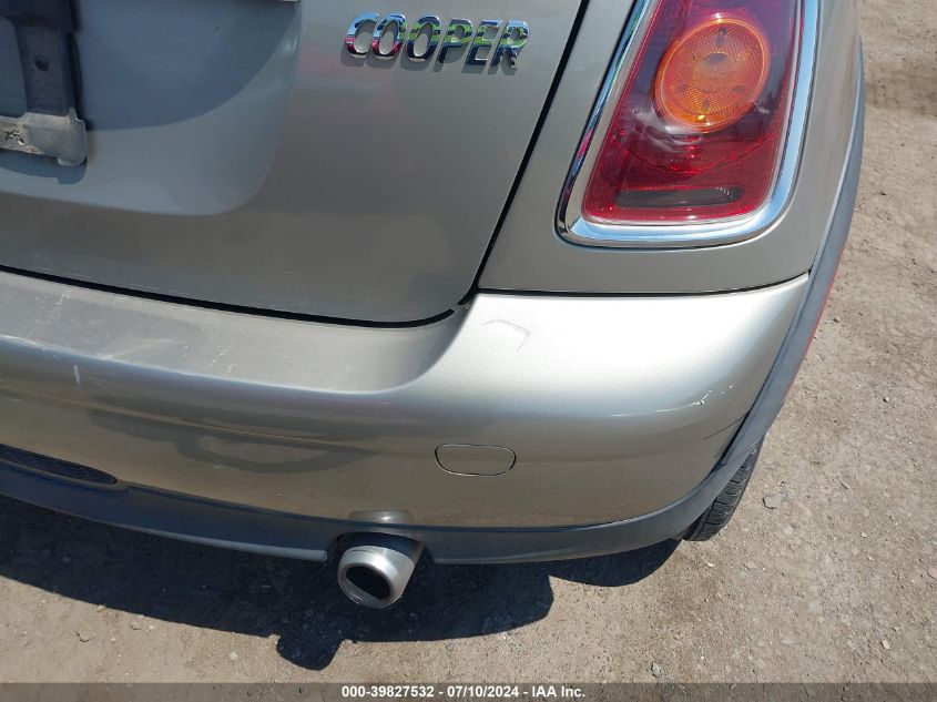 2010 Mini Cooper VIN: WMWMF3C52ATZ24834 Lot: 39827532
