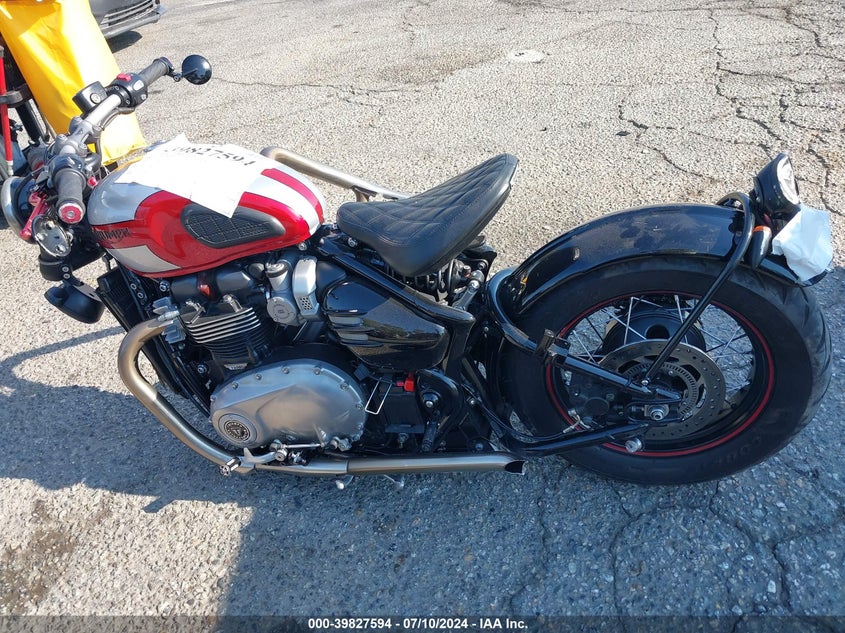 2018 TRIUMPH MOTORCYCLE BONNEVILLE BOBBER - SMTD42HL6JT848398