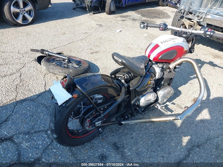 2018 TRIUMPH MOTORCYCLE BONNEVILLE BOBBER - SMTD42HL6JT848398