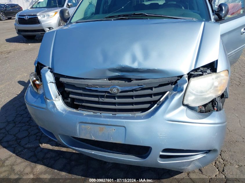 2005 Chrysler Town & Country Lx VIN: 2C4GP44R55R558756 Lot: 39827601