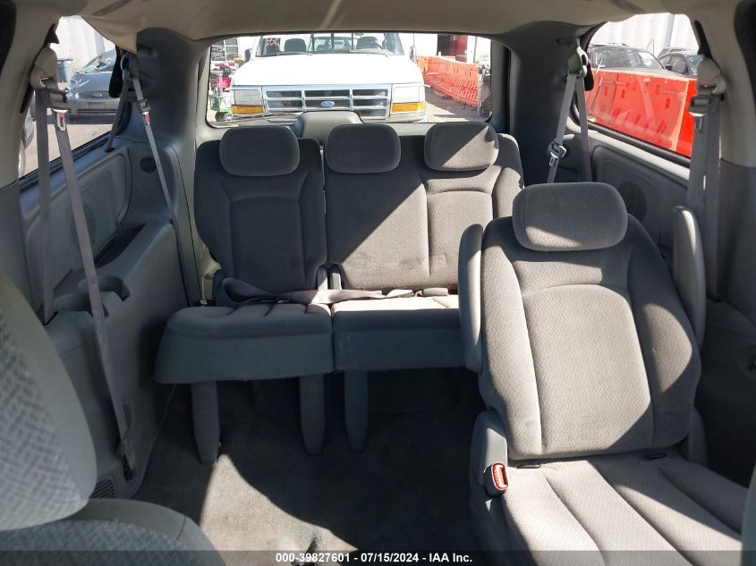 2005 Chrysler Town & Country Lx VIN: 2C4GP44R55R558756 Lot: 39827601