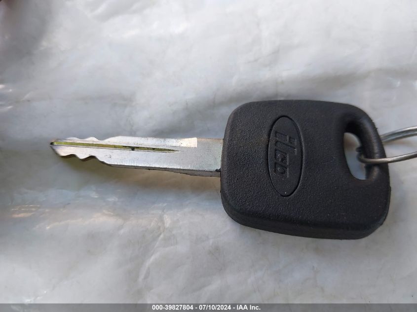 2001 Ford Explorer Sport VIN: 1FMYU70E21UA60346 Lot: 39827804